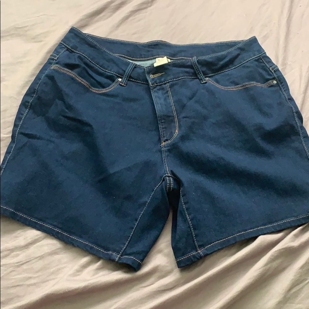 18W Faded Glory Jeans Shorts